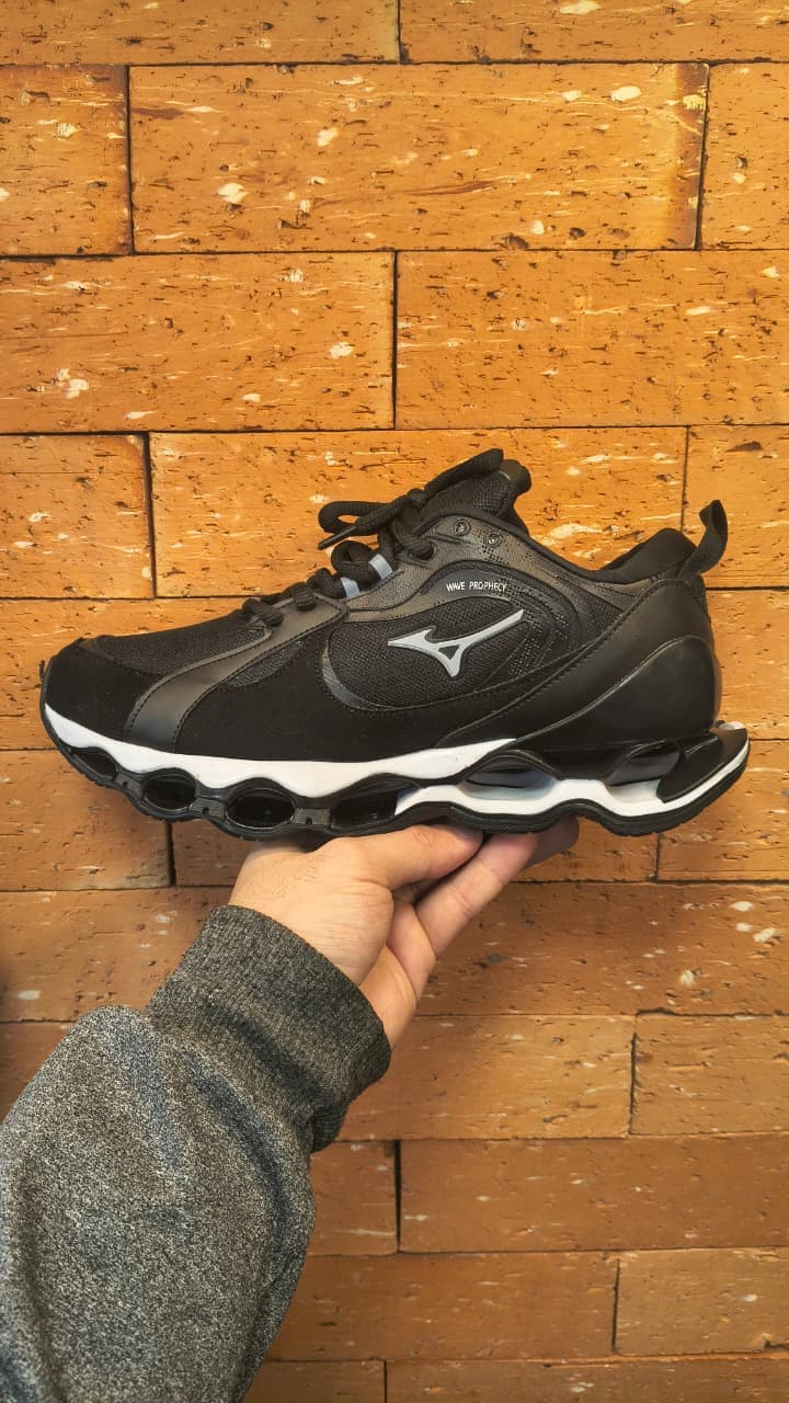 Mizuno Wave Prophecy Preto e Branco