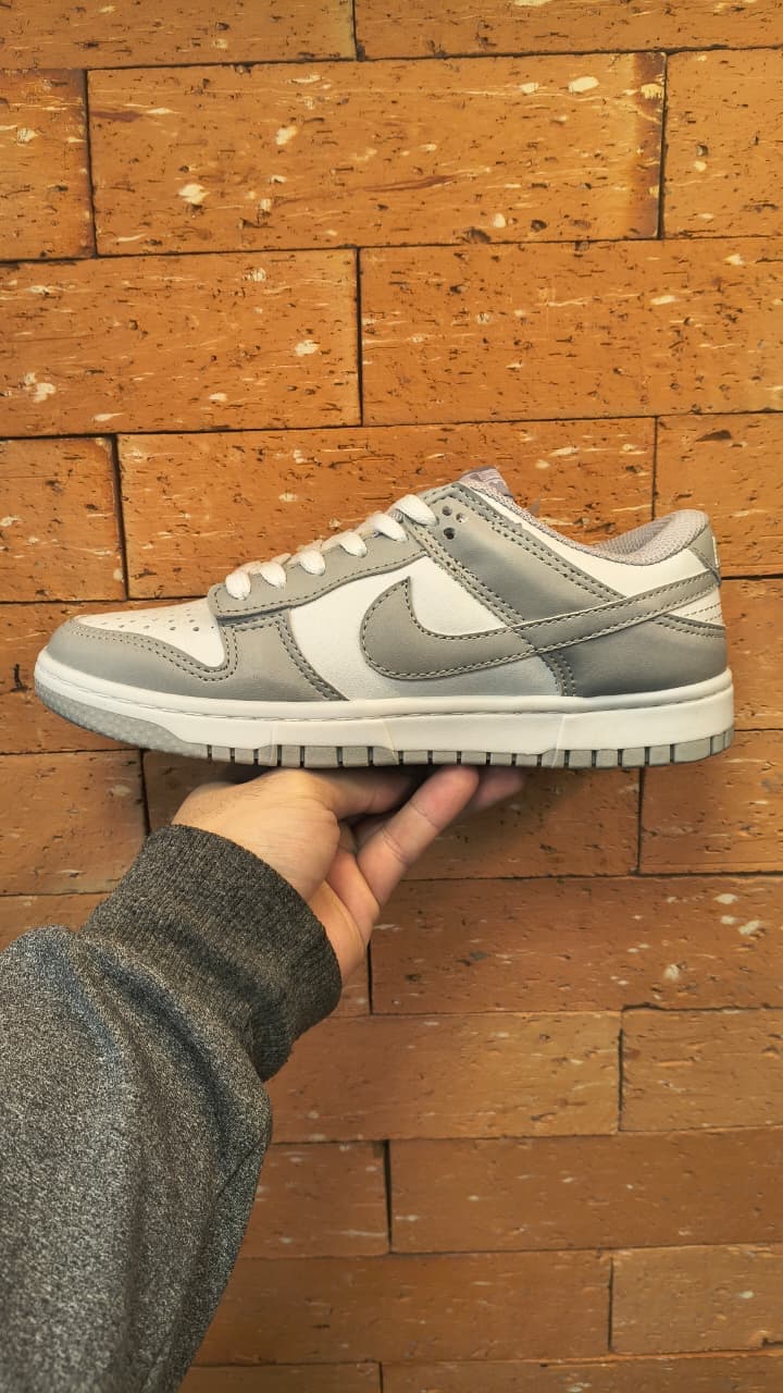Nike Dunk Low Cinza e Branco