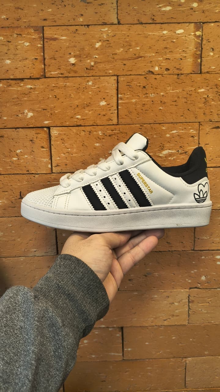 Adidas Superstar Branco e Preto