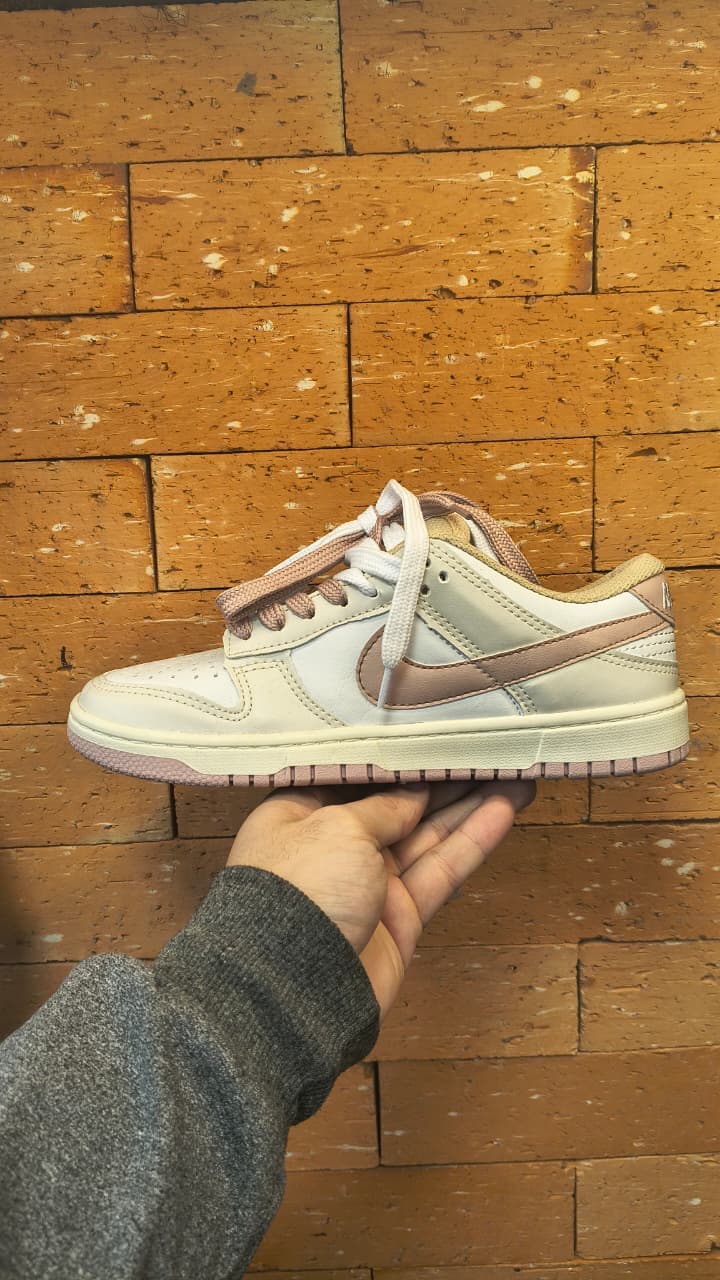 Nike Dunk Low Rosa e Branco